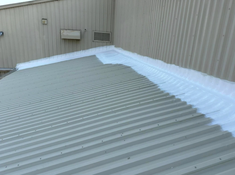 Pros and Cons of Spray Foam Roofing Insulation Pros and Cons of Spray Foam Roofing Insulation